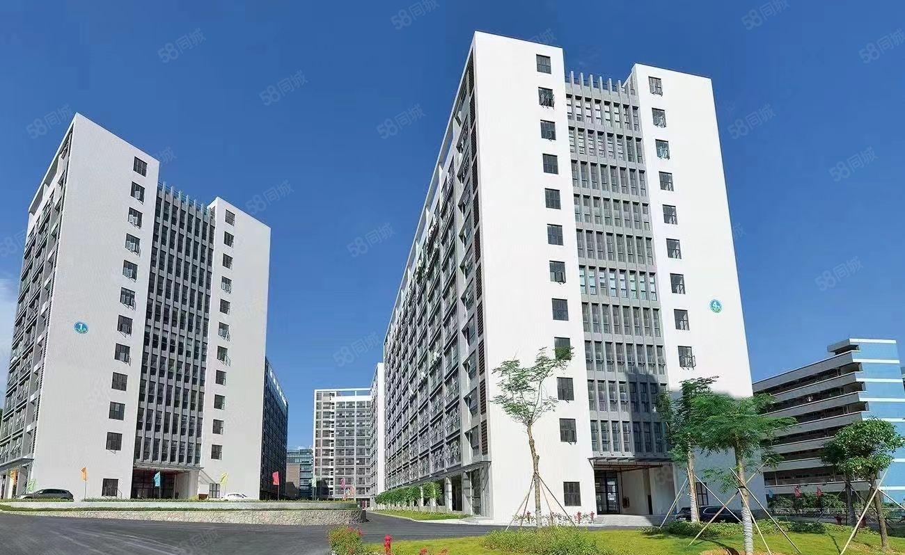 龙岗坪地国际地碳城楼上新出红本工业厂房1780平出租，可分租