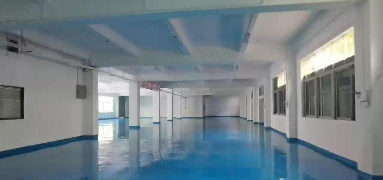 龙岗荷坳地铁口红本独院厂房仓库1200平出租带精装修易招工