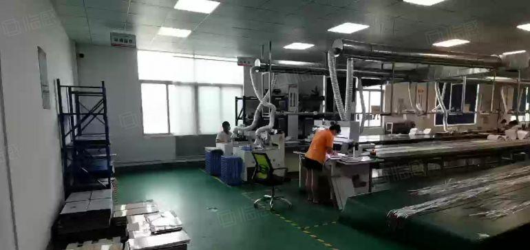 龙岗新生工业区新出一楼二楼2100平厂房出租可分租全新办公室