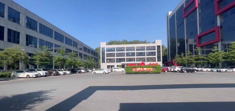 办公 龙岗爱联地铁口电商园楼上精装200平办公厂房出租