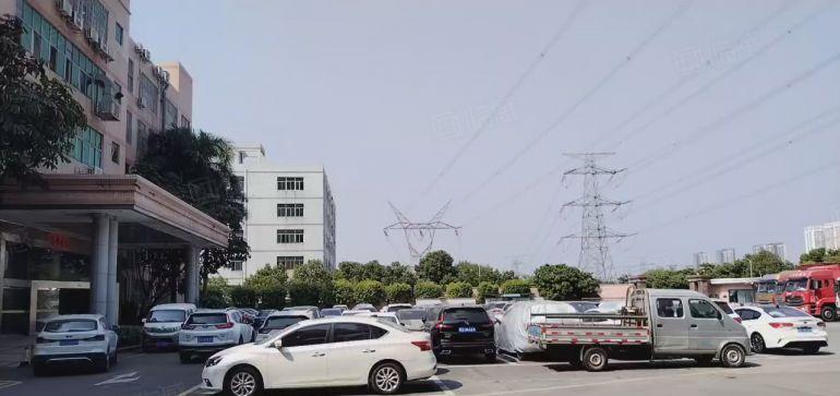 龙岗龙西原房东工业园楼上1000平带装修办公室厂房出租可分租