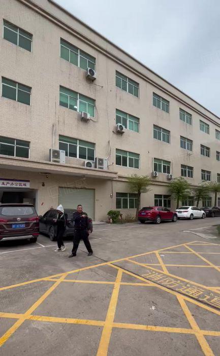 深圳龙岗中心城附近新出原房东独院6300平米厂房底价出租可分