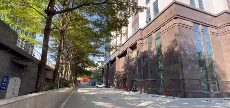 龙岗中心城地铁口原房东现成酒店转让8000平方米出租交通便利