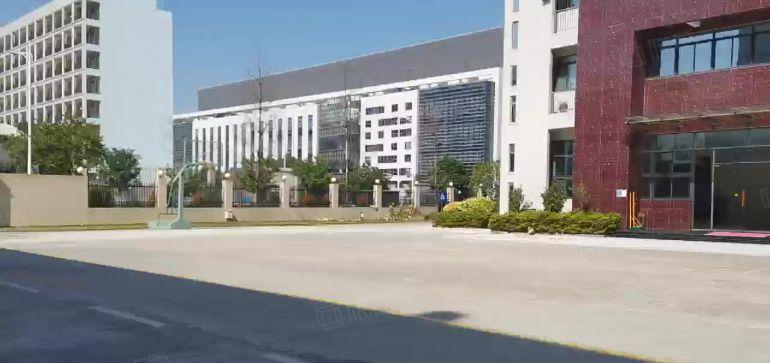 横岗六约工业园区原房东红本独门独院8000平方厂房仓库可分租
