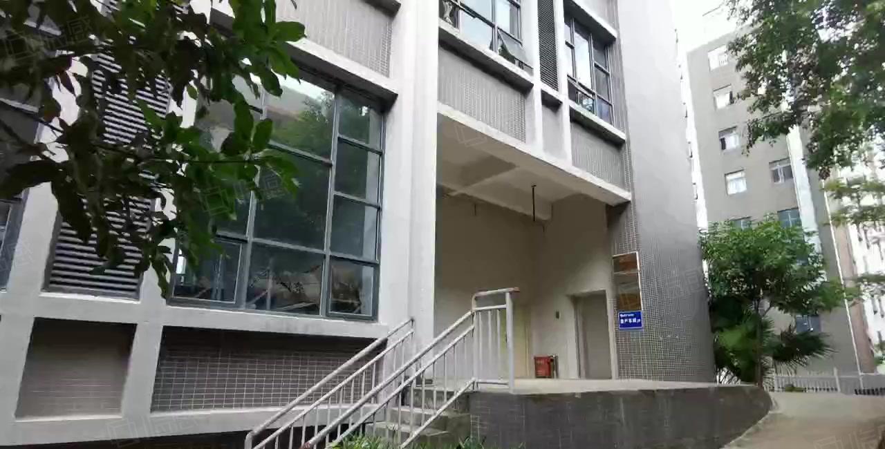 原房东！坂田5仟平独栋，带装修可分租，办公厂房仓库低价出租