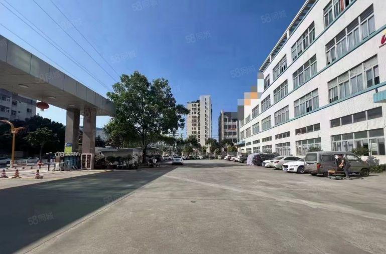 龙岗爱联地铁口旁工业园区楼上精装修办公厂房1200平出租