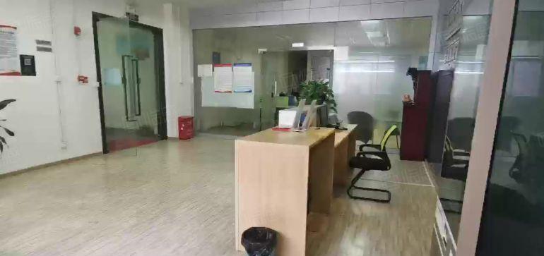 坪地高桥工业园区原房东红本2楼1200平方带装修水电齐可分租