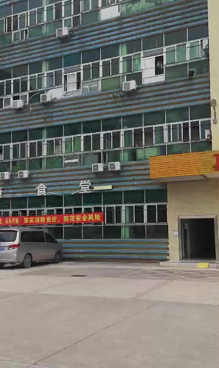坪地新出1500平米现成无尘车间出租无转让费