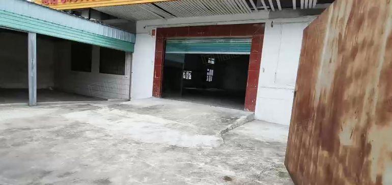 龙岗地铁口 一楼独院596平5米层高    超大空地