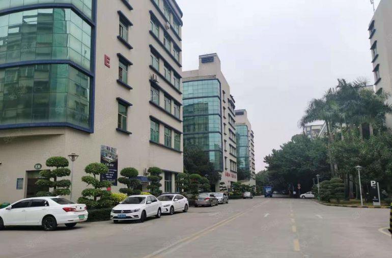 业主直租 布吉上雪科技园楼上500平带装修办公室厂房出租