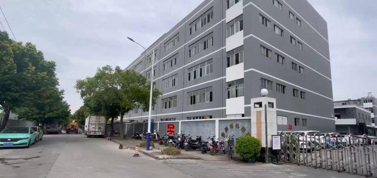 深圳横岗六约珠宝产业园三万平分租形象超好 超低价先到先得