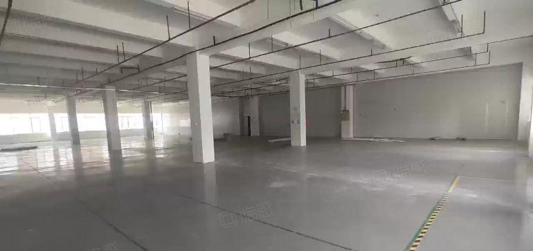 17元起租龙岗地铁口工业区新出一楼二楼1750平厂房出租分租