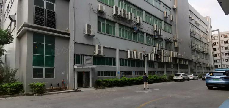 平湖辅城坳工业区原房东5000平厂房出租可办环评大小面积可分