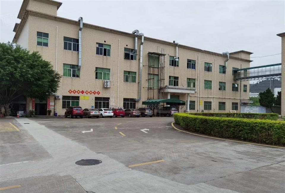 龙岗新出原房东1一3楼500至5000平红本独院厂房仓库出租