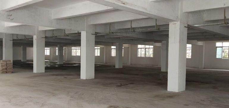 布吉联创工业区独院一楼2千平红本标准仓库厂房出租可分租空地大