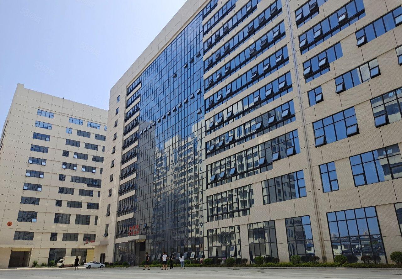 19元起布吉百鸽笼原房东2000平方厂房出租！400平起租