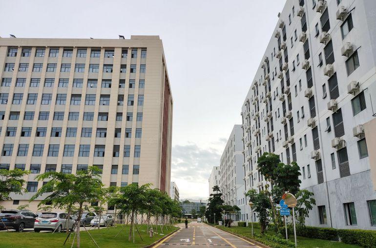 布吉上李朗原房东科技园2000平方带精装修办公室仓库厂房出租