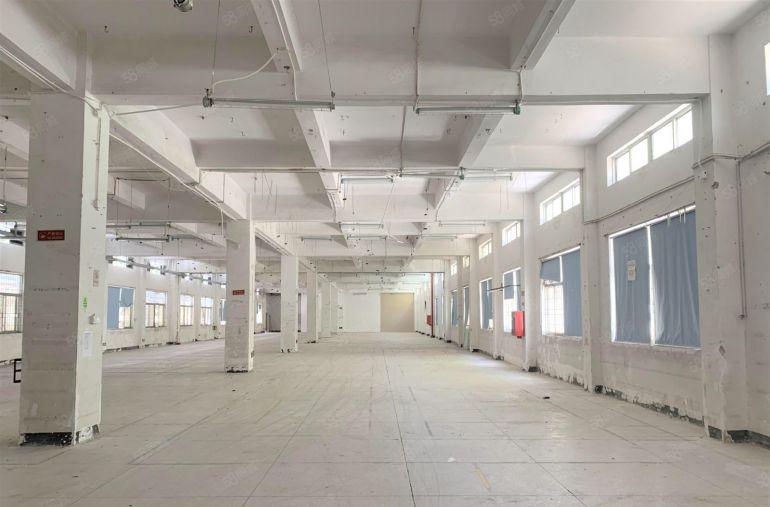 布吉丹竹头工业区一楼2200平办公厂房仓库出租可分租易招工