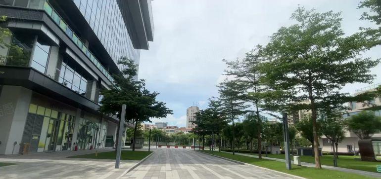 光明地铁口原房东带红本大小厂房出租 仓库大小可租
