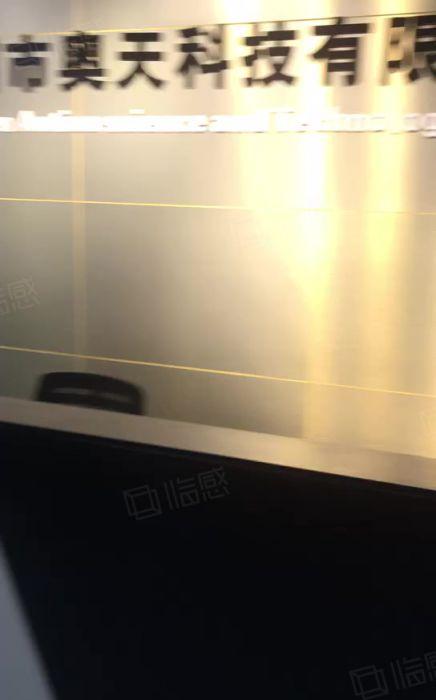 公明蒋石精装厂房（1050平，车间吊好顶，适合电子，LED）