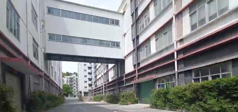 坪山大工业区原房东一二楼2000平实际面积低价厂房出租可分租