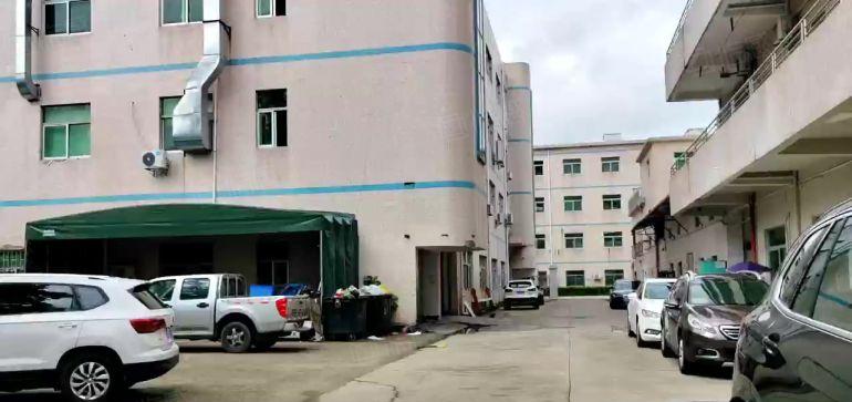 3800元坪山坑梓光祖北路独院一楼120平现成地板吊顶玻璃门