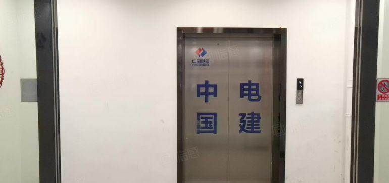 南山西丽 留仙大道旁 新出独门独院整层央企精装厂房1980平