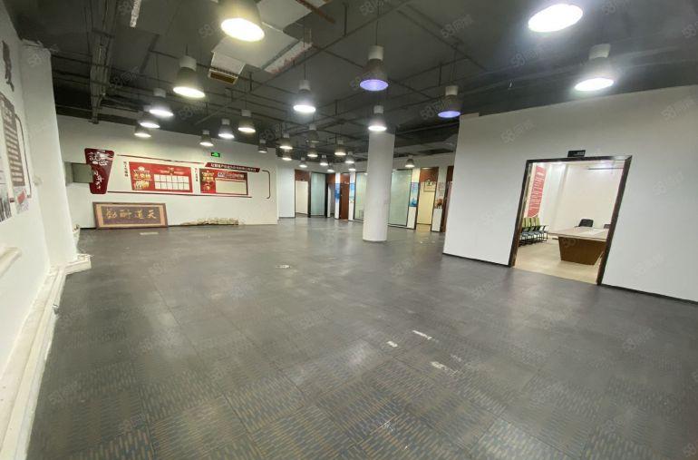 免租两个月 南山西丽厂房大货梯和卸货平台 生产加工仓库