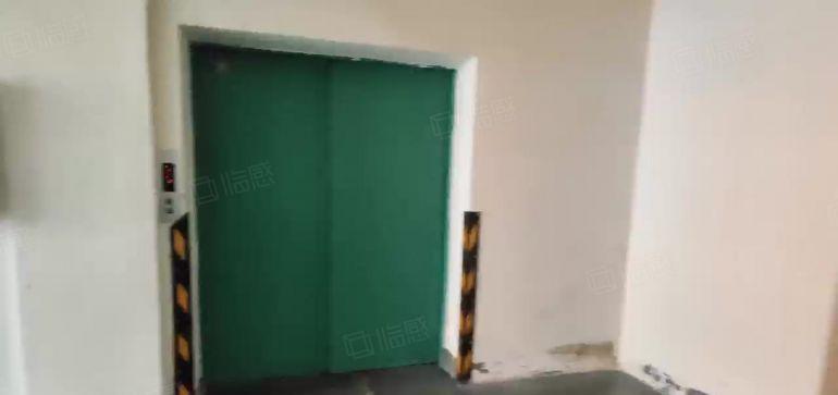 原房东 福田车公庙地铁口 厂房400平出租 空地大好停车
