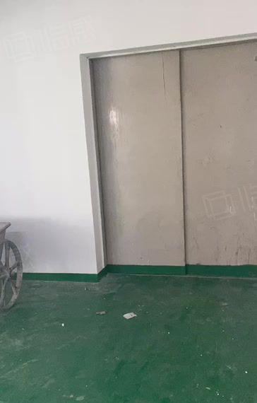 南山西丽地铁站原房东直租无公摊300，500平仓库，仅租35