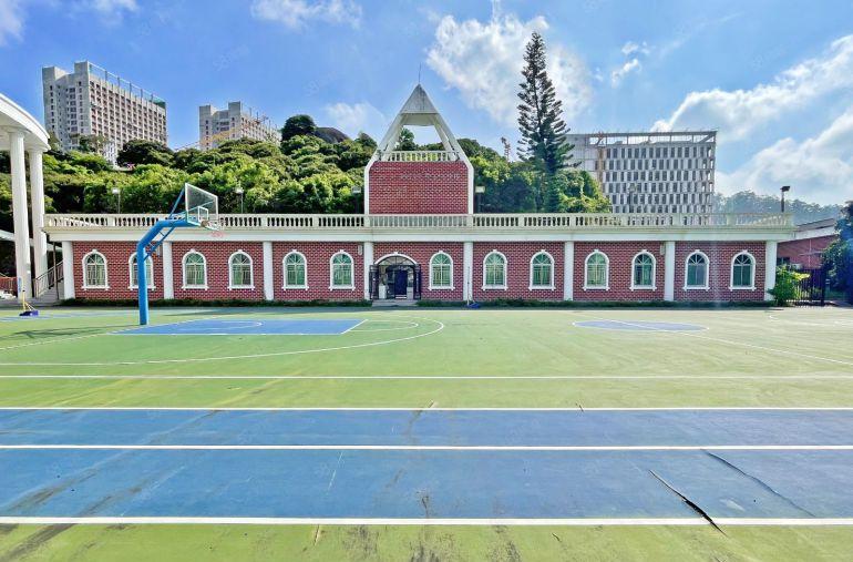 独门独院5686平方 带操场 行业不限