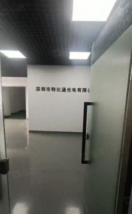 西丽阳光精装修厂房，新地坪漆，现成5台空调4个现成办公室，