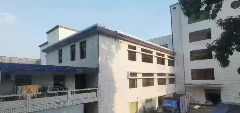 盐田区楼上厂房950平，大小可分租，户型方正价格美丽