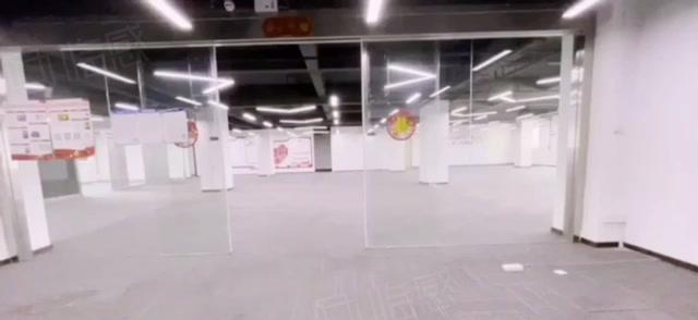 一手直租西丽龙珠大道原房东厂房整层1100平精装 地铁口